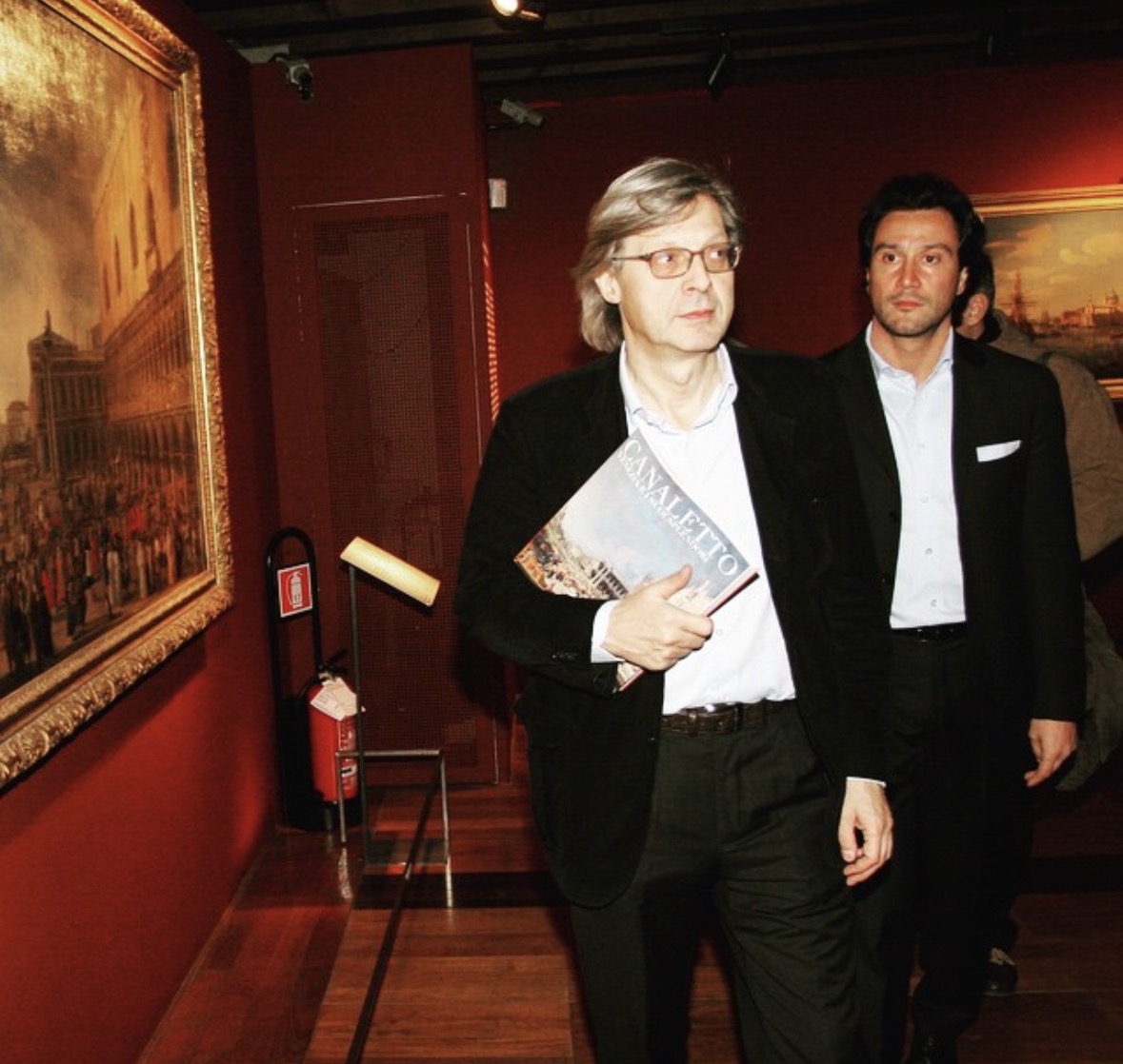Andrea Brunello e Vittorio Sgarbi durante la visita alla mostra di Canaletto a Casa dei Carraresi